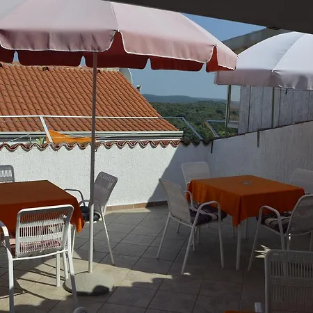 Apartment Ivanis *